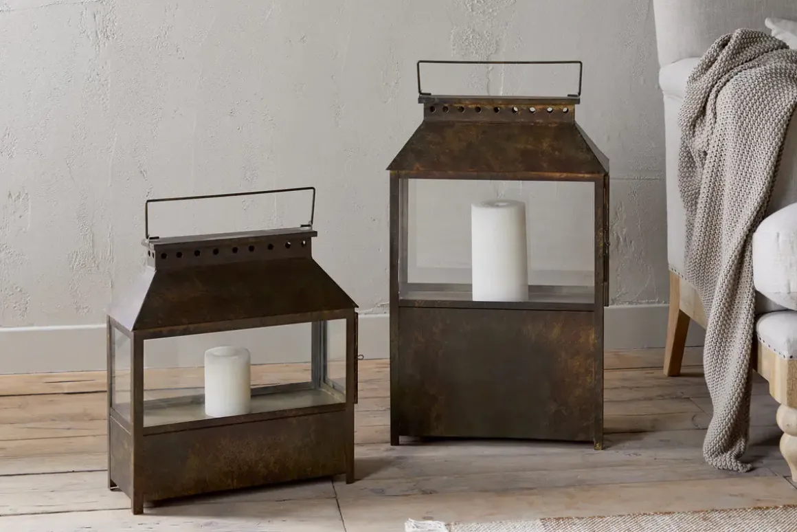 Akoko Wide Lantern - Brown Patina