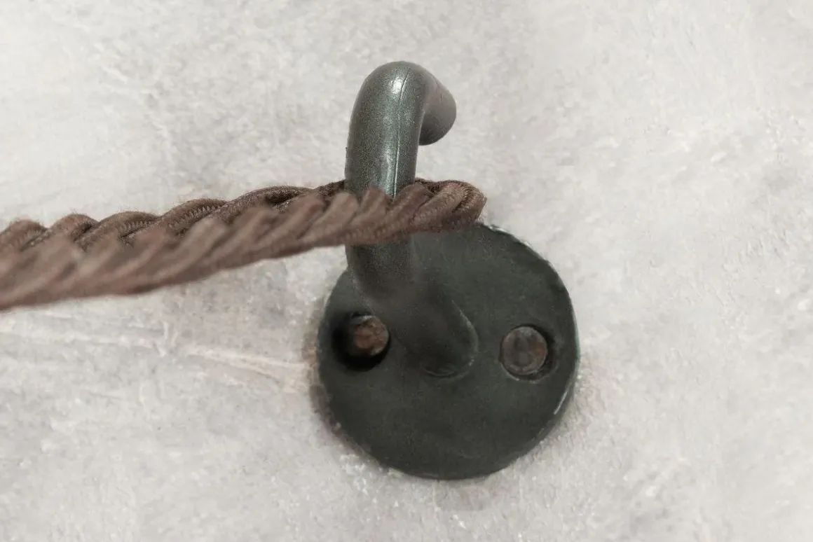 Aniko Iron Hook - (Set of 2)