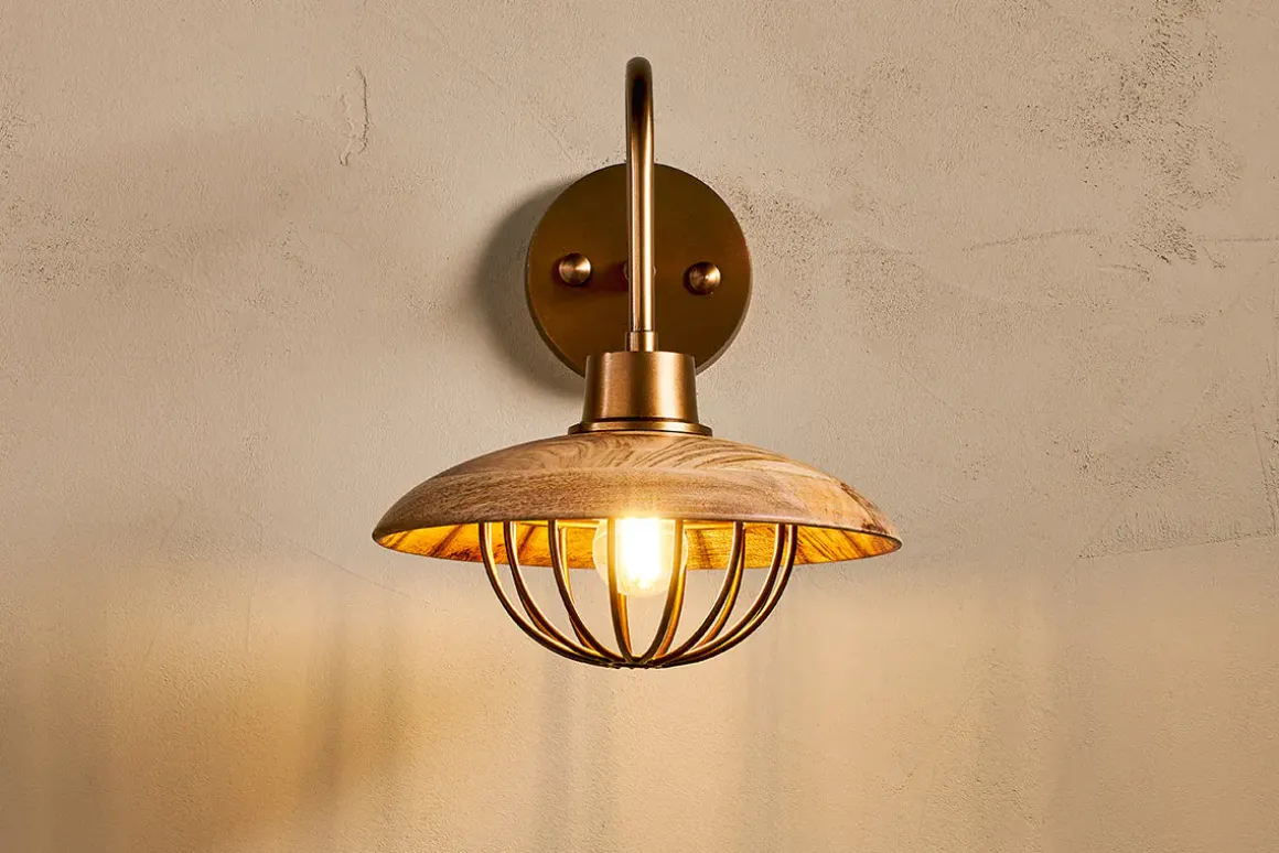 Chakai Mango Wood Wall Lamp - Natural & Antique Brass