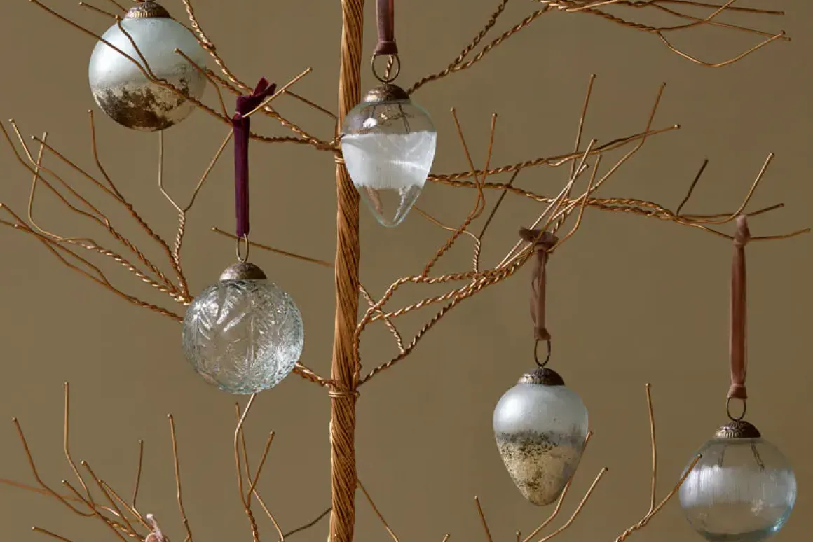 Charida Base Wire Tree - Brass - Extra Large