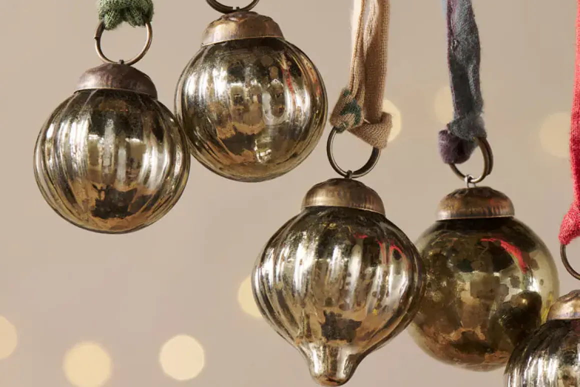 Dew Drop Baubles - Antique Gold - (Set of 12)