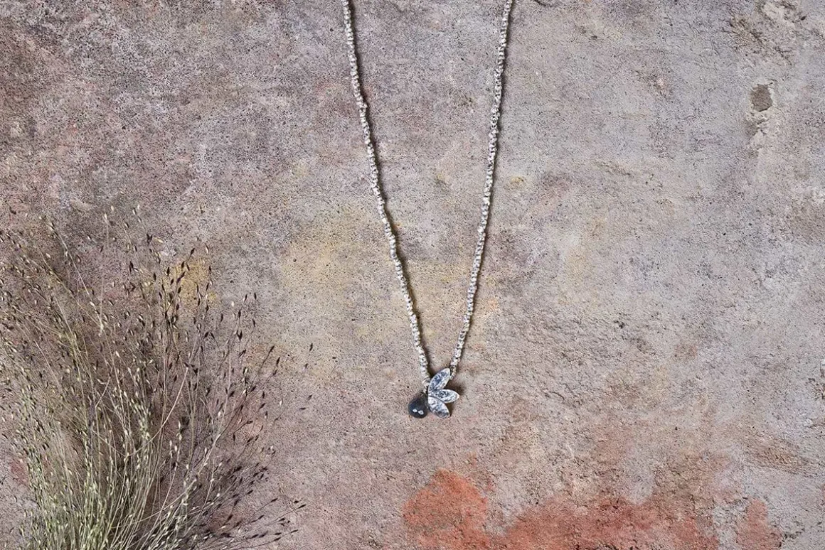 Elina Labradorite Necklace - Silver