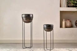 Endo Reclaimed Iron Planter Stand