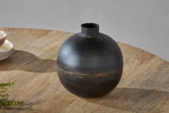 Endo Recycled Iron Vase - Black