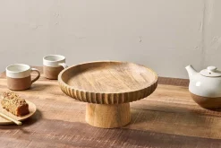 Gavivi Mango Wood Stand