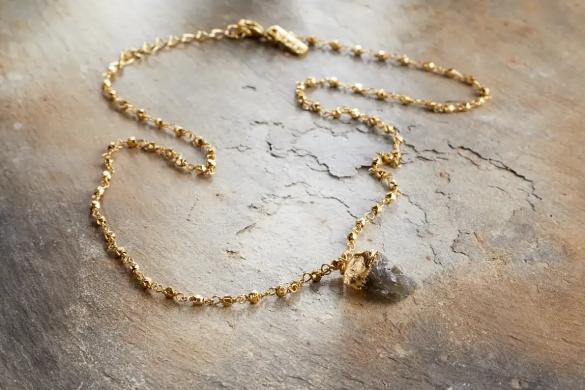 Hadari Labradorite Necklace - Gold