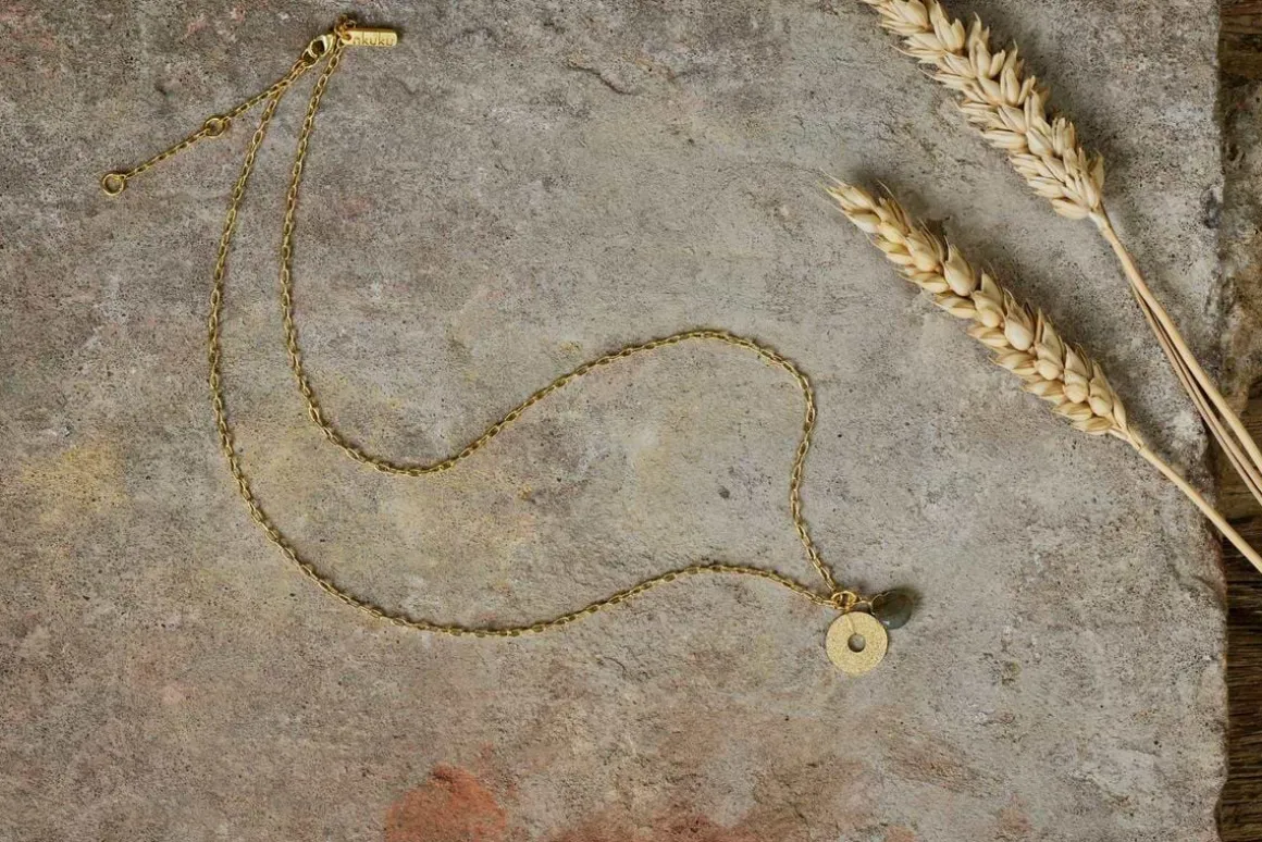 Hiral Labradorite Necklace - Gold