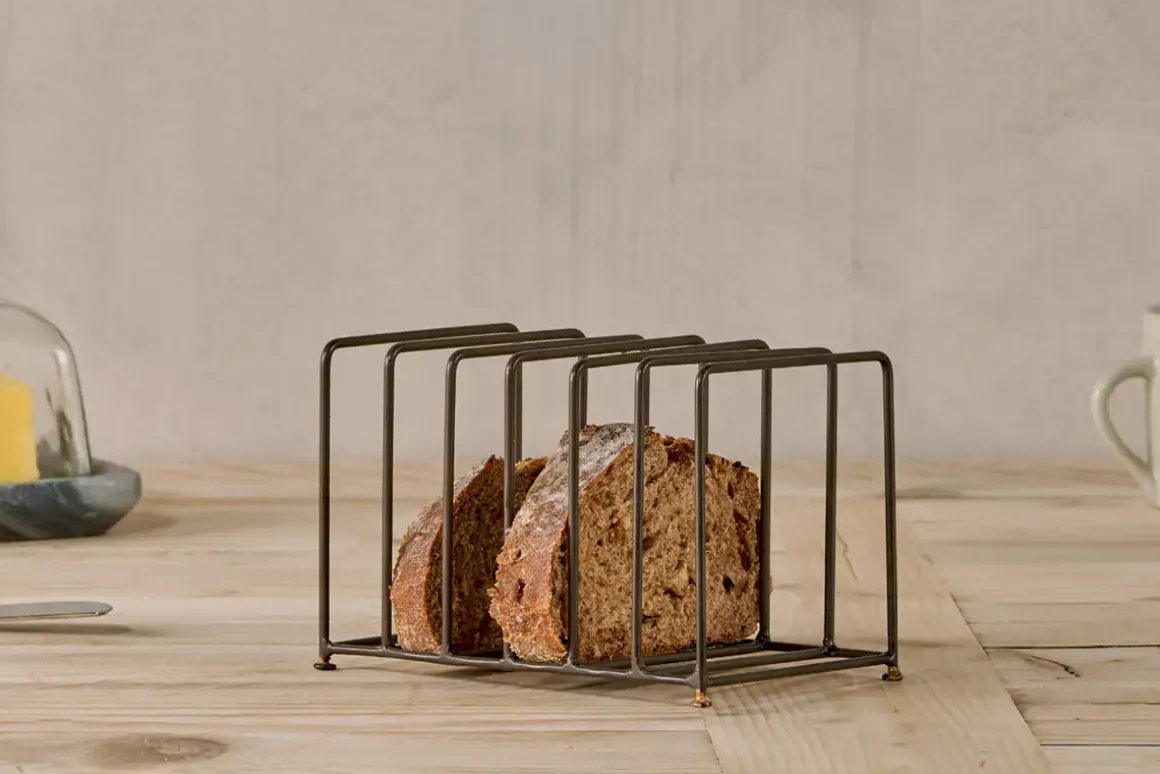 Inkollu Toast Rack - Aged Brass