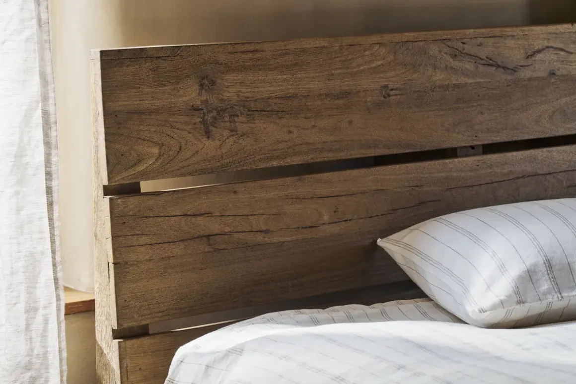 Iya Reclaimed Wood Bed - Natural