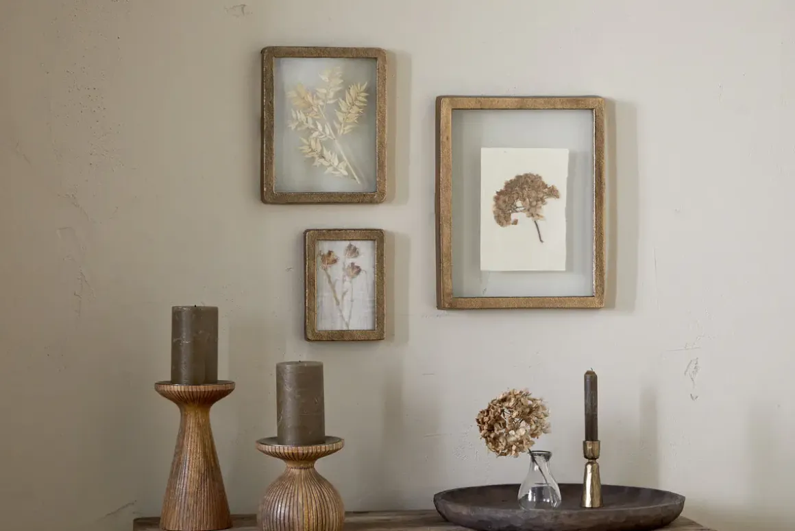 Jahala Wall Hung Photo Frame - Antique Brass