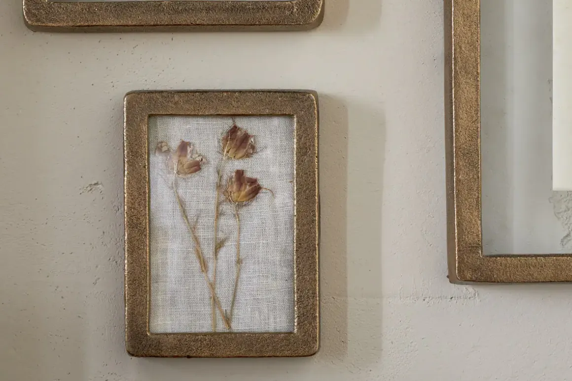 Jahala Wall Hung Photo Frame - Antique Brass