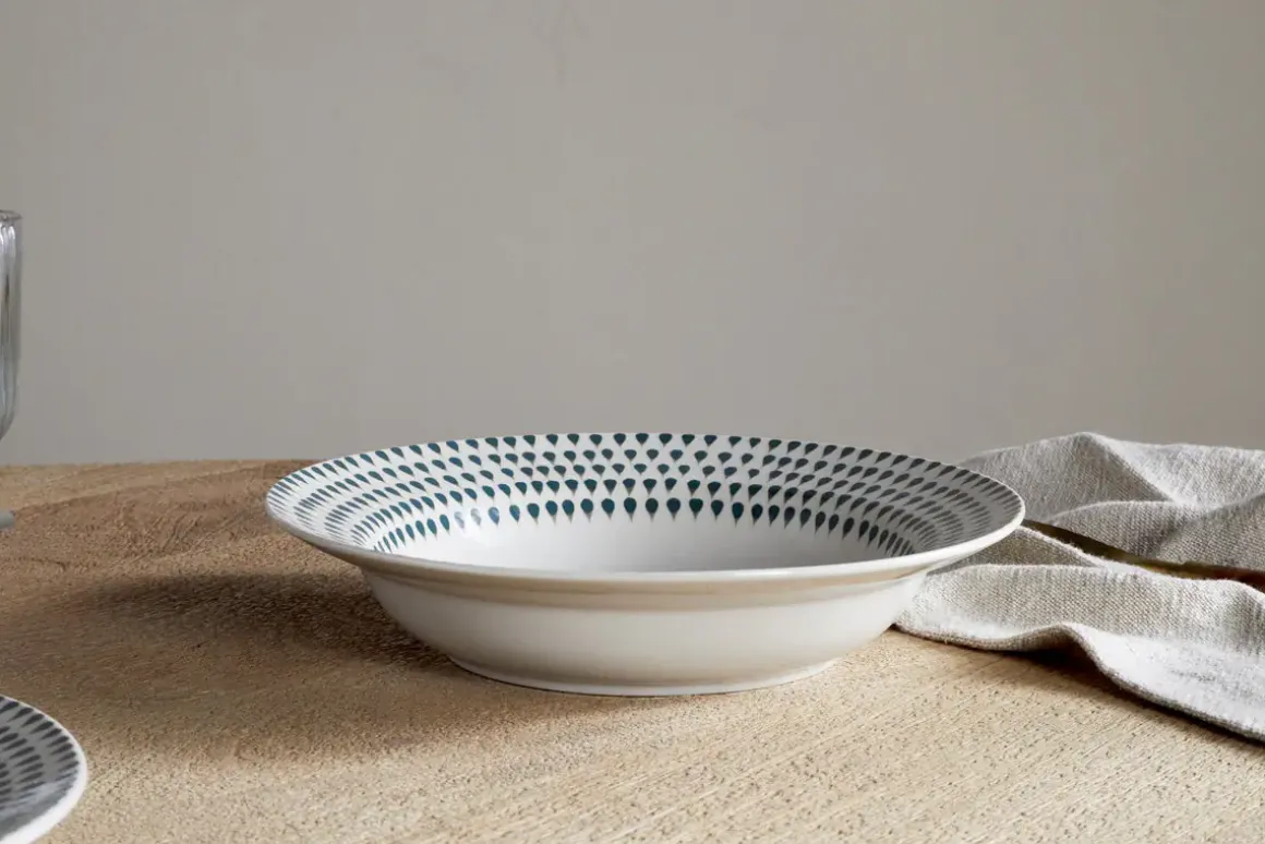 Juniper Drop Pasta Bowl - Cream & Juniper