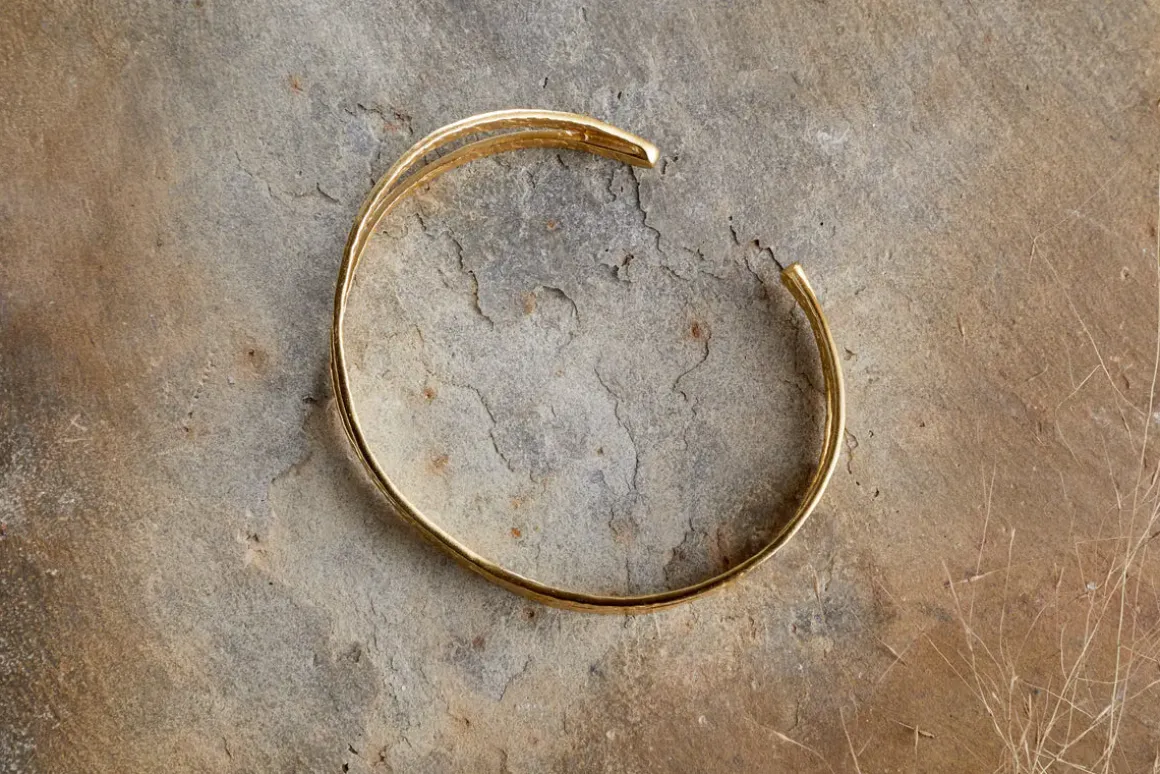 Katai Bangle - Gold