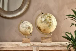 Kenda Decorative Globe