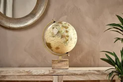 Kenda Decorative Globe