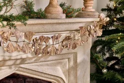 Khamila Leaf Garland