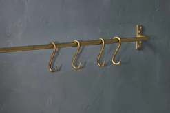 Laila Iron S-Hooks - Brass - (Set of 4)