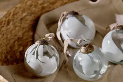 Lohara Baubles - White (Set of 4)