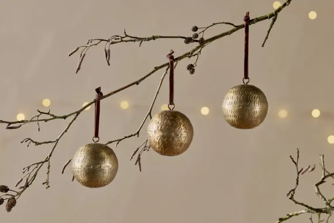 Manya Metal Round Baubles - Brass - (Set of 3)