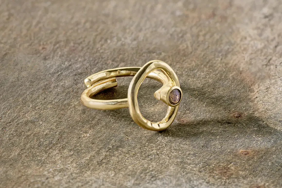 Mari Labradorite Ring - Gold