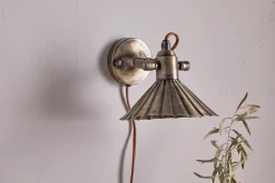 Moti Wall Lamp - Antique Brass