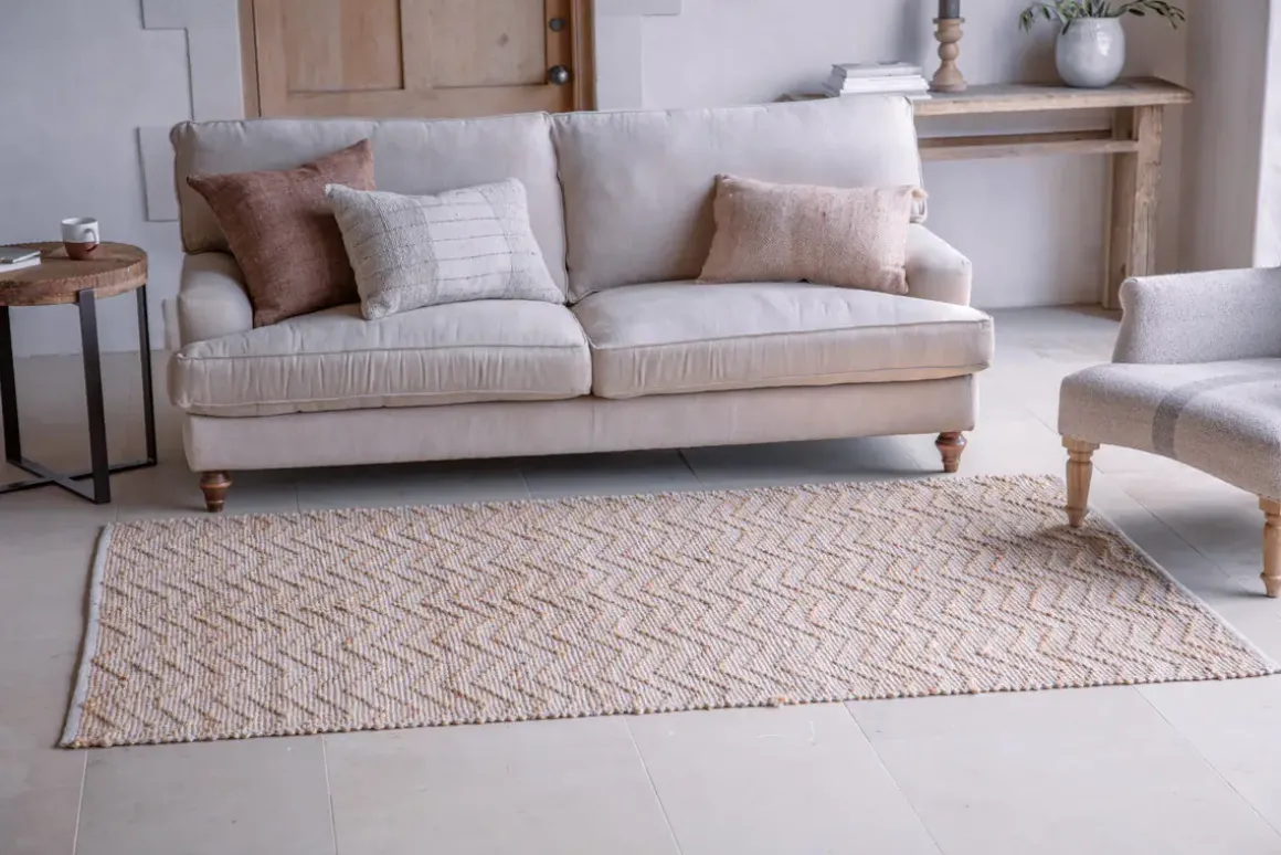 Nabami Chevron Jute Rug - Natural