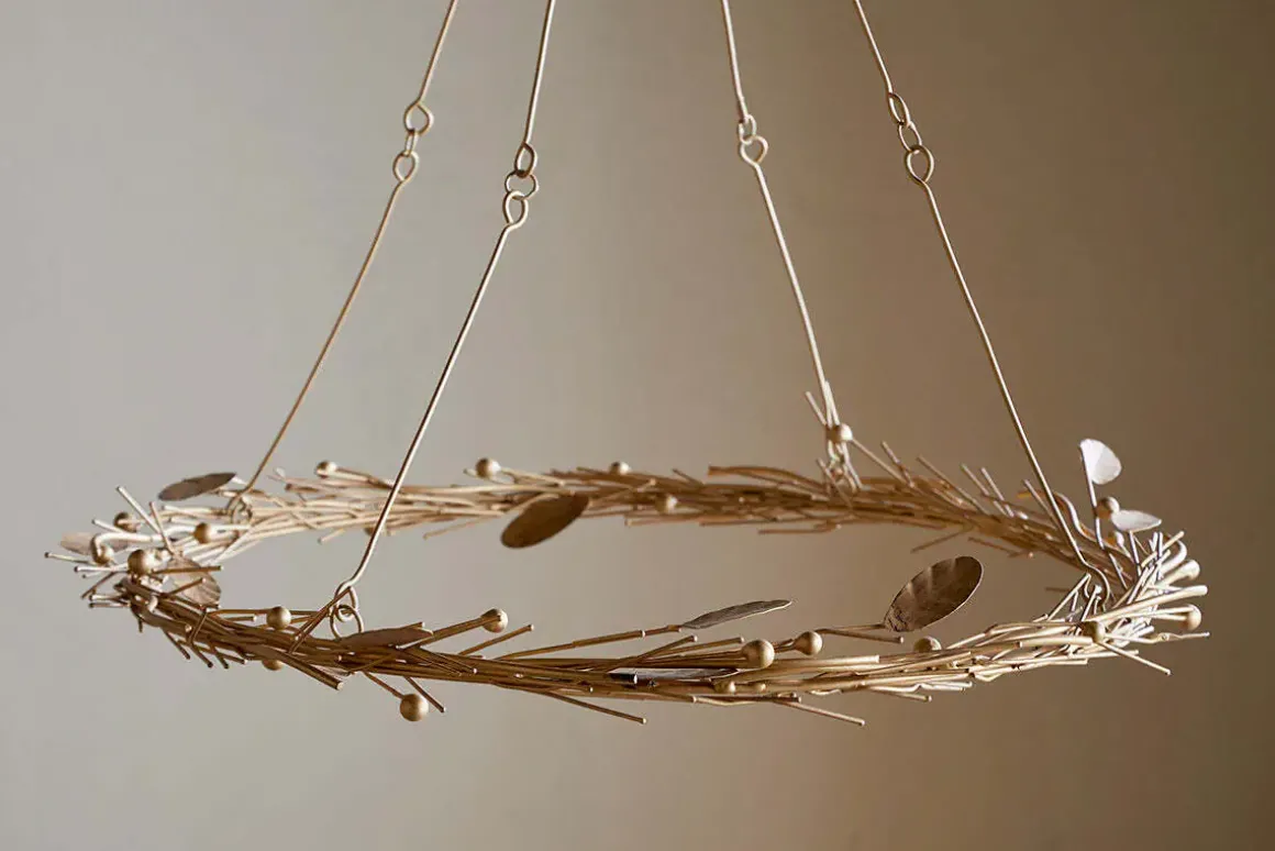 Natesa Hanging Wreath - Brass