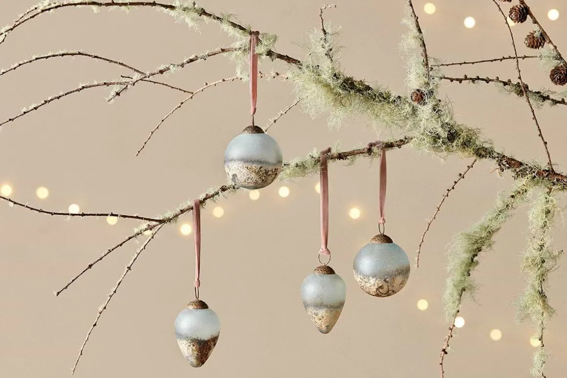 Ngolo Baubles - (Set of 4)