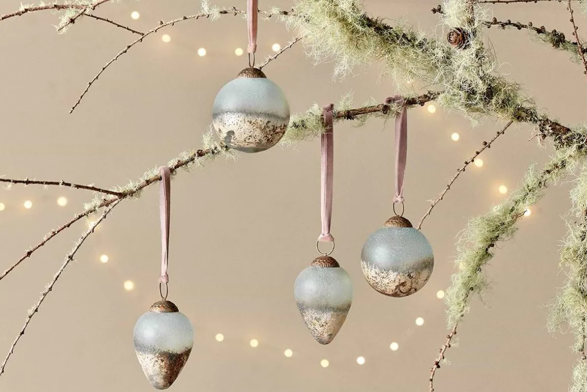 Ngolo Baubles - (Set of 4)