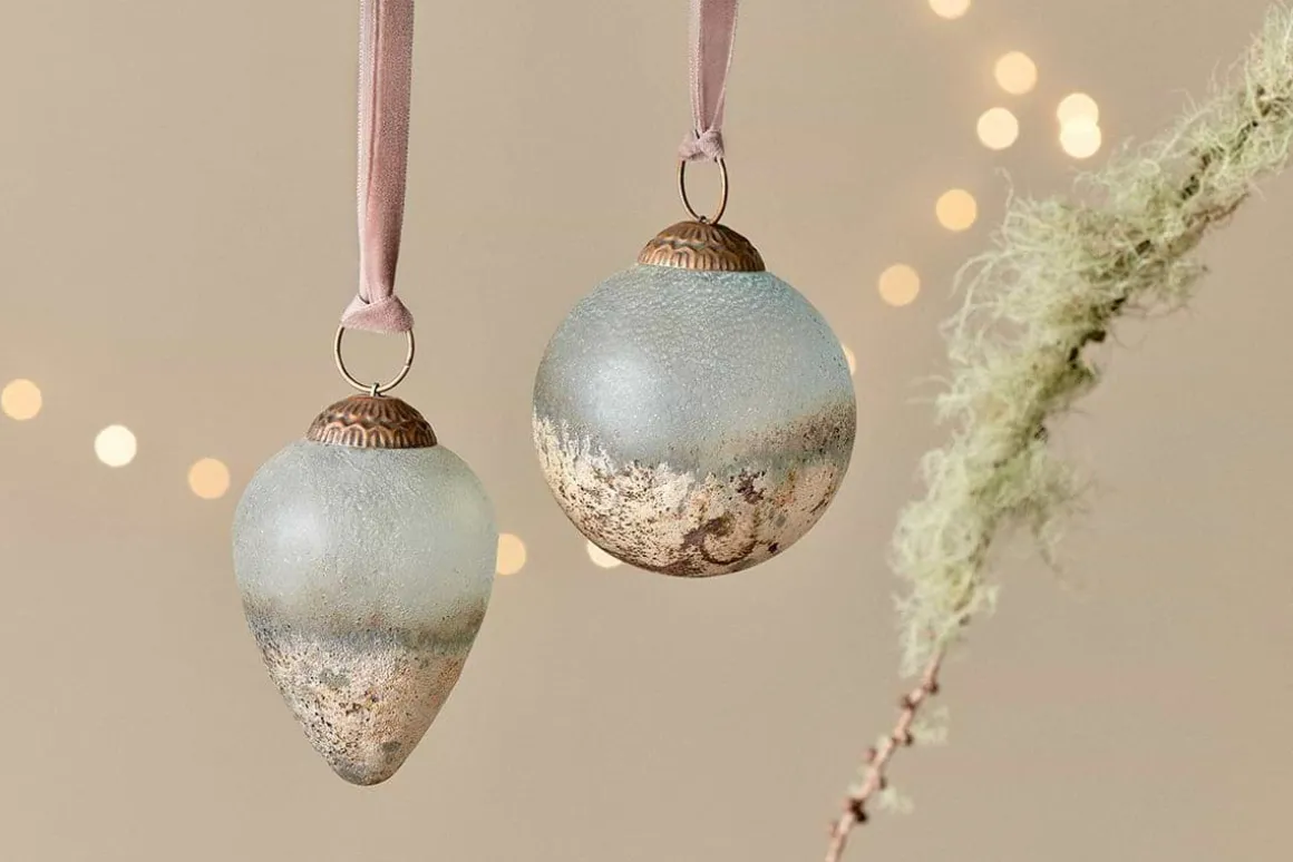 Ngolo Baubles - (Set of 4)
