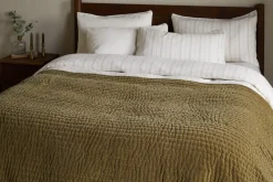 Nidra Velvet & Linen Bed Quilt - Moss