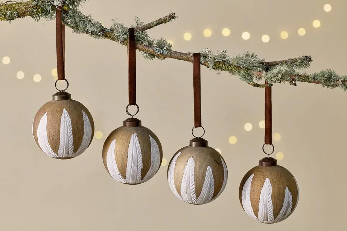 Nori Baubles - Gold & Cream - (Set of 4)