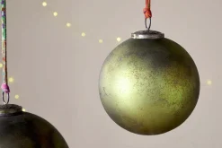 Oko Giant Bauble - Matt Green