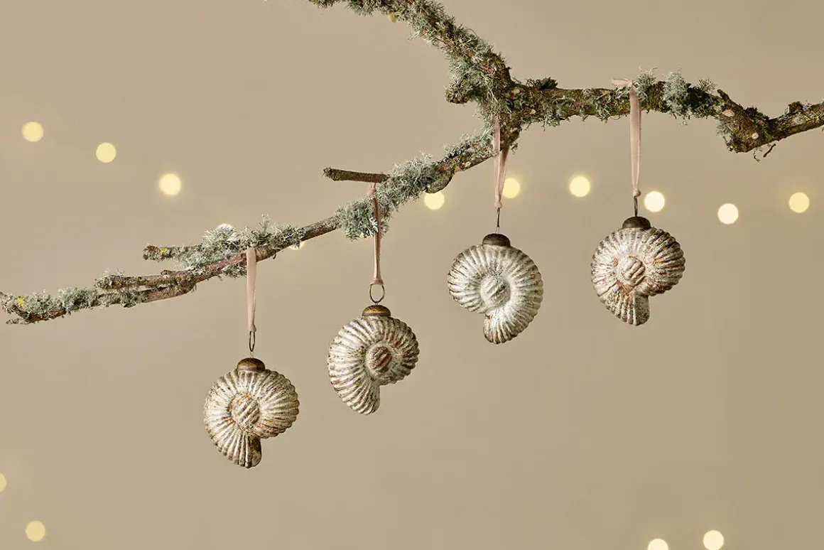 Sachin Shell Baubles - Rustic Gold - (Set of 4)