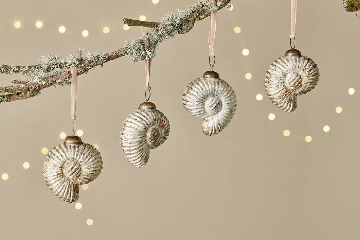 Sachin Shell Baubles - Rustic Gold - (Set of 4)