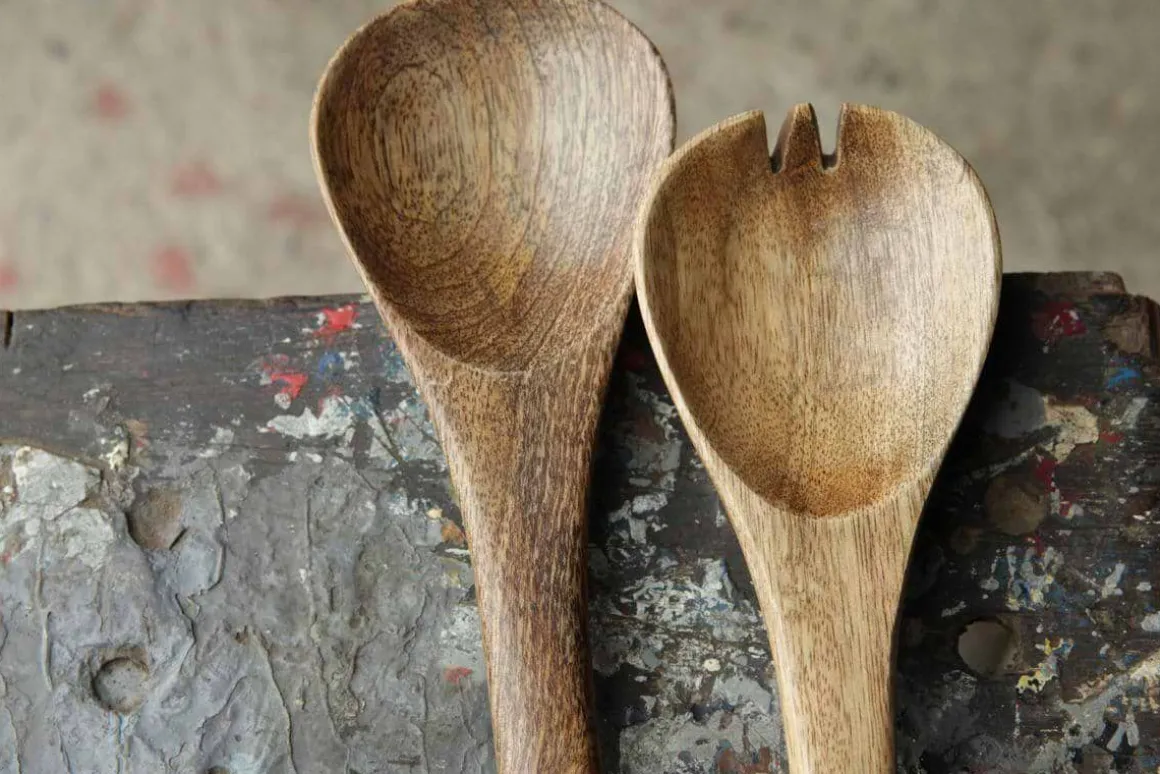 Salad Servers - Mango Wood (Set of 2)