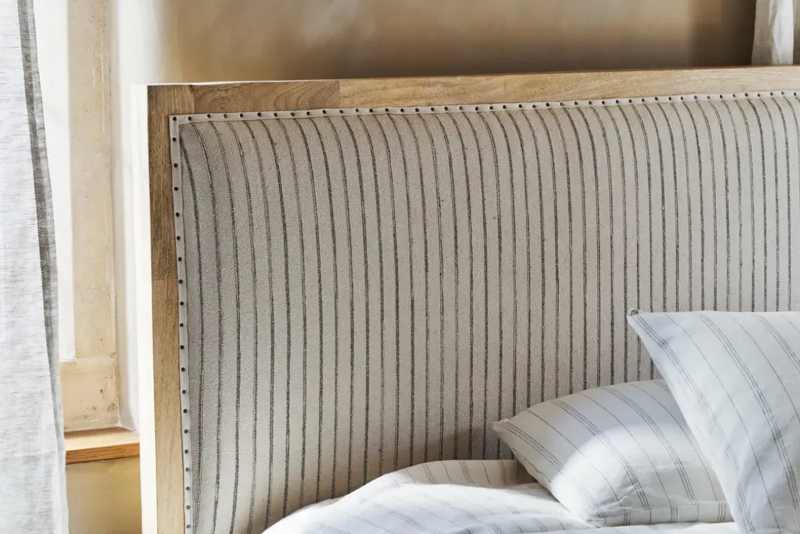 Sanja Stripe Bed - Natural