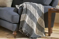 Shal Cotton Throw - Black & Off White