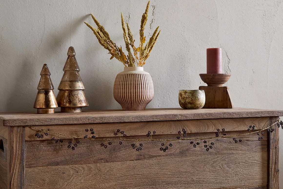 Tanu Mango Wood Beaded Garland - Brass & Ruby