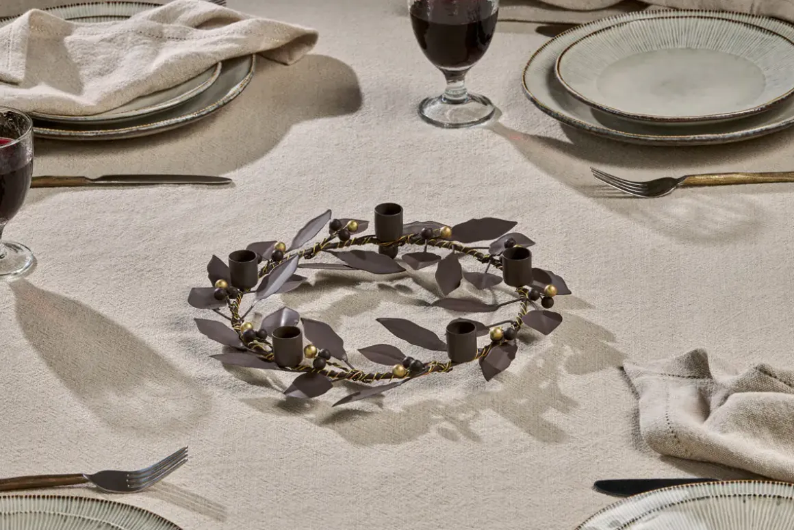 Tula Garland Candle Holder - Brass & Rust