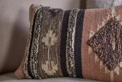 Tussi Sia Cushion Cover - Dusty Pink