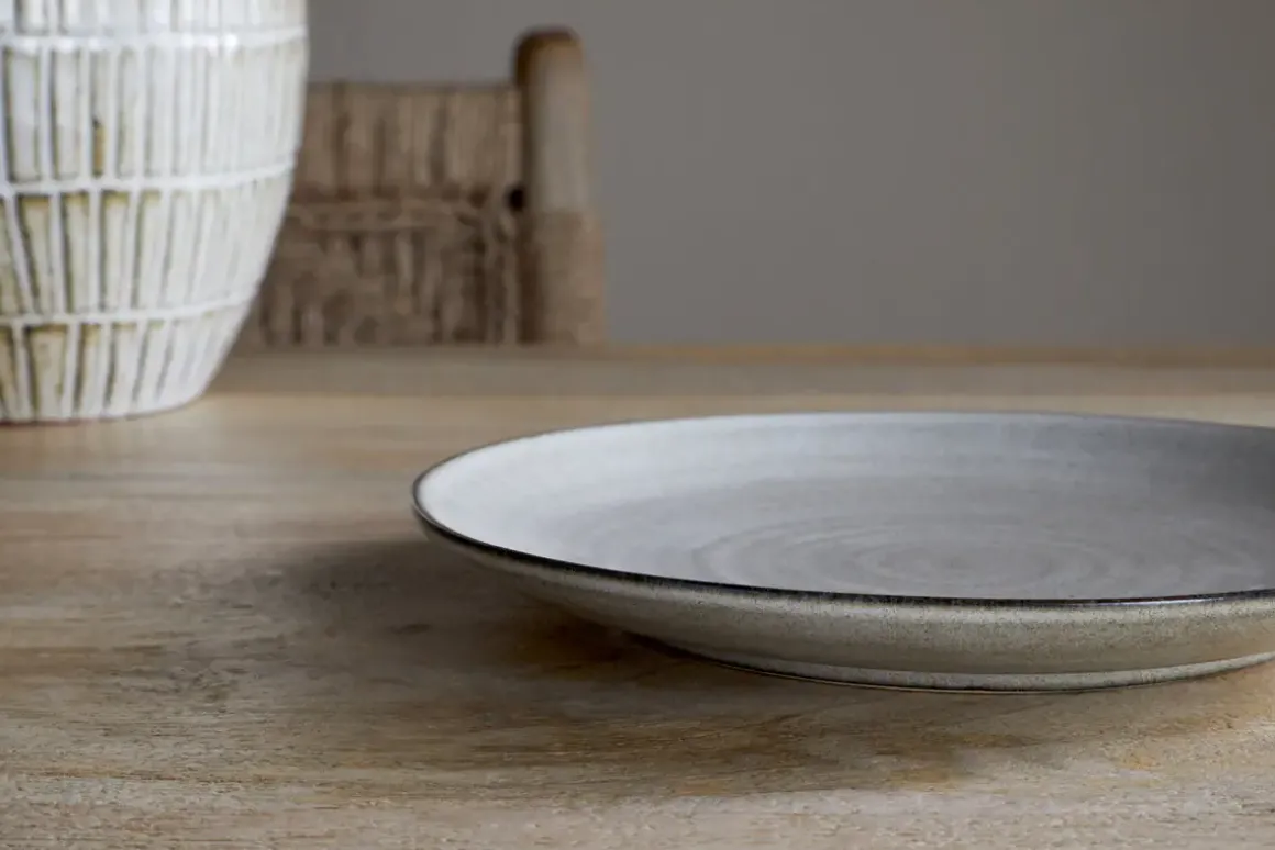 Valinha Earthenware Side Plate - Grey