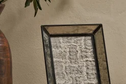 Yash Antique Glass & Iron Photoframe - Antique Black